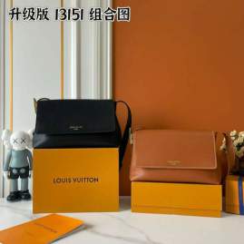 Picture of Louis Vuitton Handbags _SKUfw193412107fw